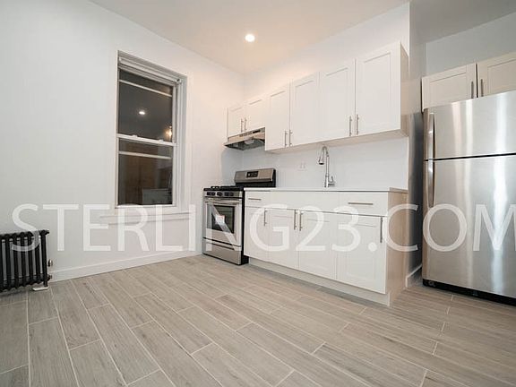 2nd image of 18-47 Ditmars Blvd #1C