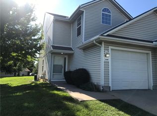1406 SE Norwood Dr, Lees Summit, MO 64081