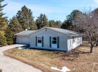 1759 Kennedy Rd, Saint Clair, MI 48079