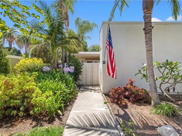 2053 Via Mariposa E #D, Laguna Woods, CA 92637