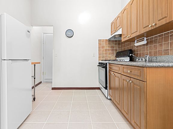4th image of 417 W 147th St APT 3