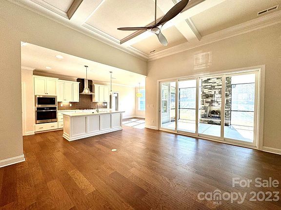 4th image of 9810 Ardley Park Way #8