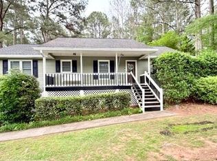 15 Briarwood Ln, Newnan, GA 30265