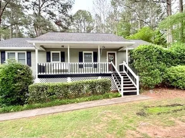 15 Briarwood Ln, Newnan, GA 30265