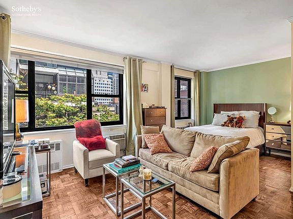4th image of 405 E 63rd St APT 9M