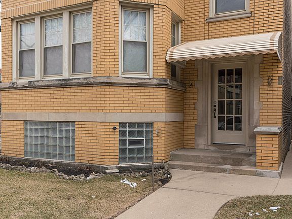 2nd image of 2515 W Farragut Ave APT 3