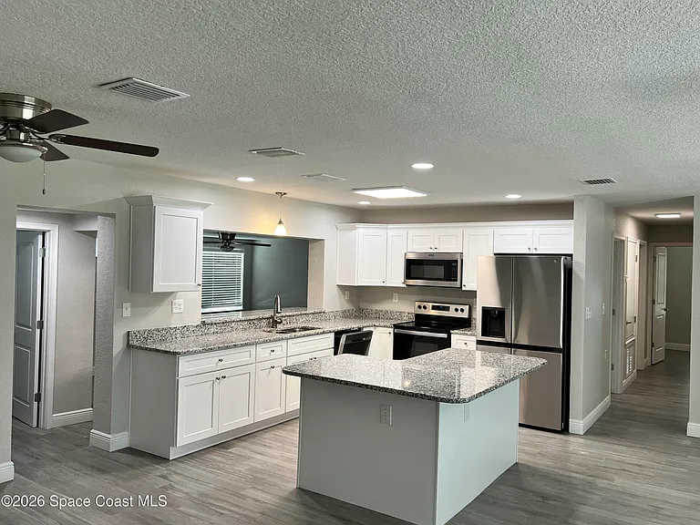 776 Sara Jane Ln — Photo 6