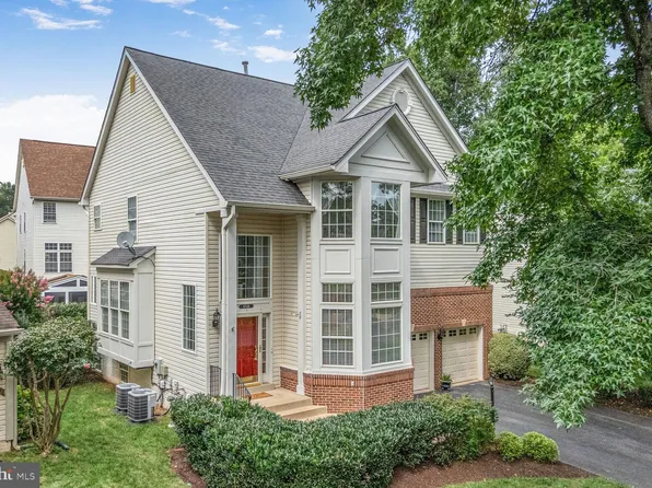 47536 Hidden Cove Ct, Sterling, VA 20165