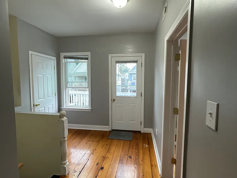 16-18 Brackett St #2 — Photo 26