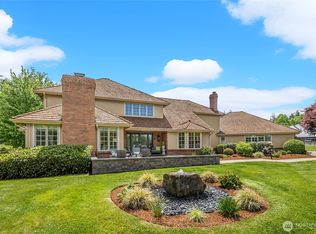 20729 SE 34th St, Sammamish, WA 98075