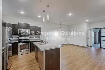 1 bed, 1.0 bath, 651 sqft, $1,430 — Photo 3
