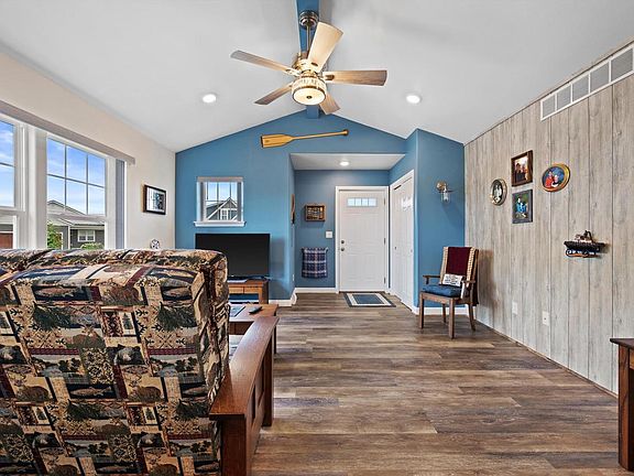 4th image of 1804 Farm View DRIVE