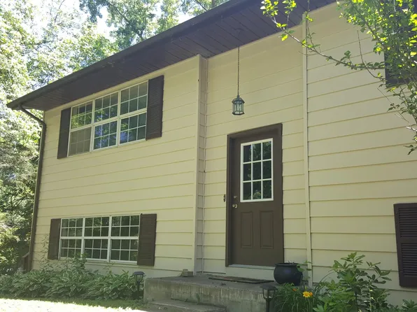 158 Hoffman Ave, Morgantown, WV 26505