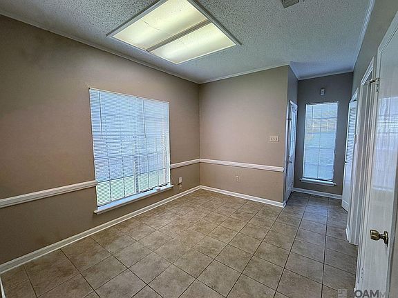 3rd image of 5083 Cumberland Cove Dr