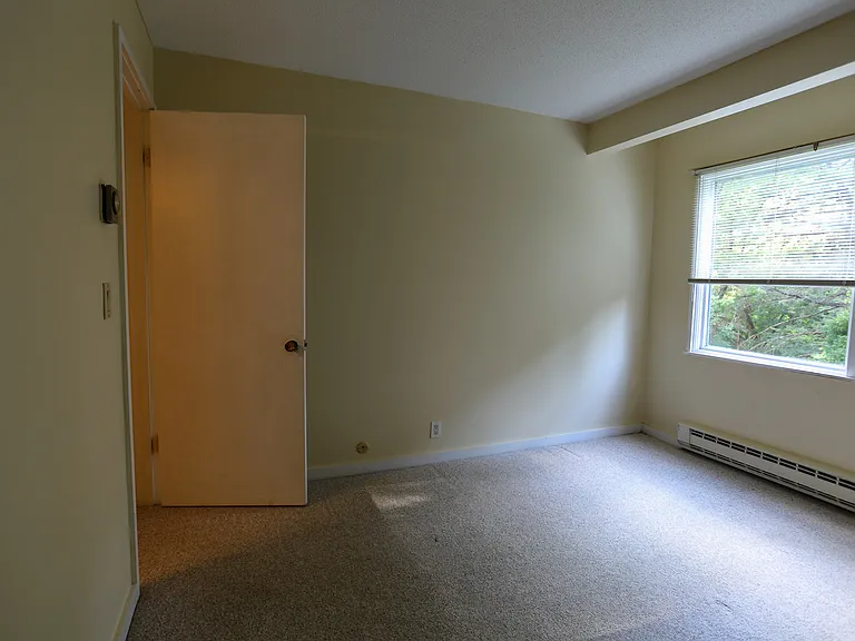 111 Brook Holw — Photo 21