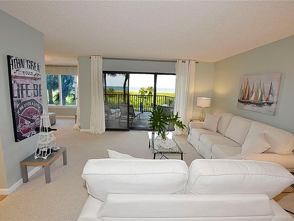 4th image of 1616 Ocean Dr APT 207