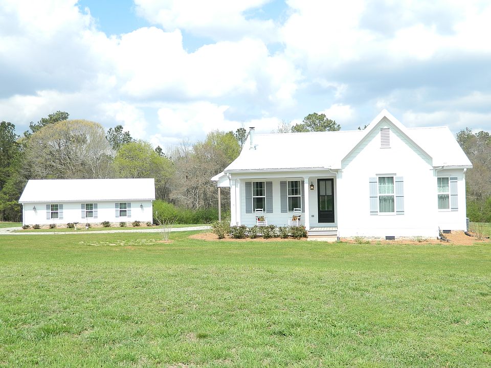 House/Detached Garage