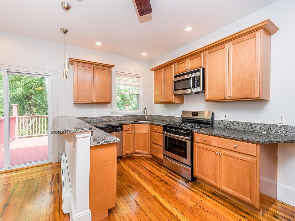 1st image of 5 Biltmore St APT 3