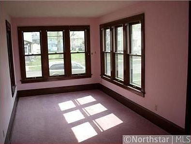 2nd image of 665 Hawthorne Ave E