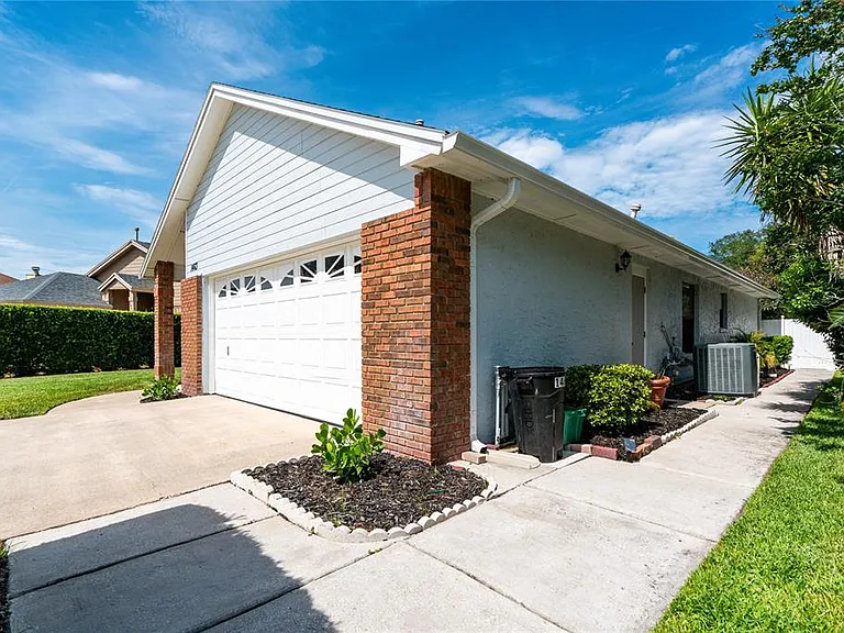 1463 E Brookshire Ct — Photo 40