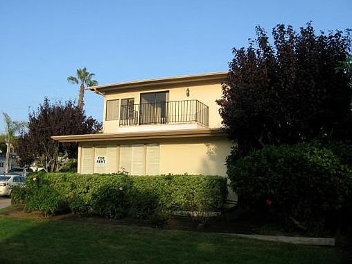 2nd image of 2261 Calle Frescota