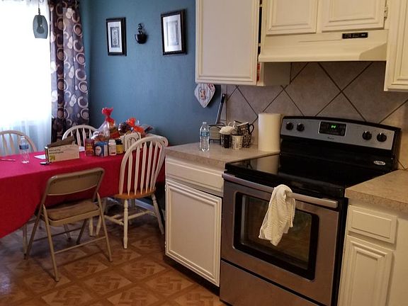 5th image of 10406 Little Pebble Dr #B