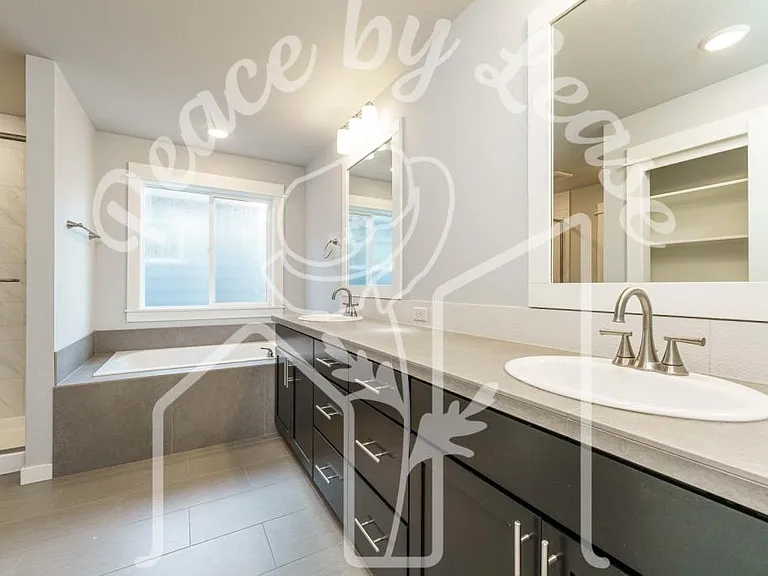 2573 SW McKenna Pl — Photo 29