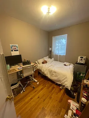 Rented by Delmark Realty LLC | media 20