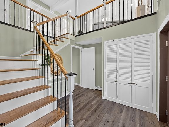 2nd image of 14 Meadow Ln