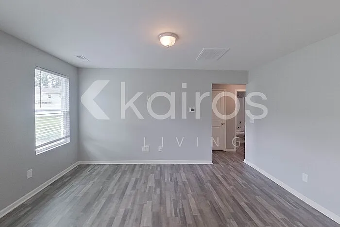 105 Kyles Dr — Photo 5