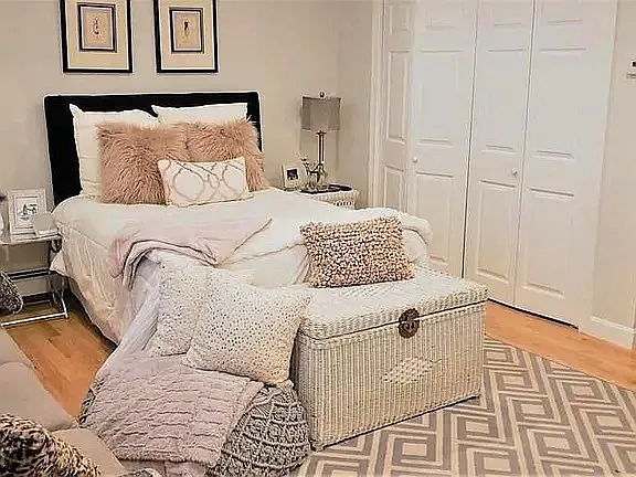 563 Washington St #35 — Photo 5