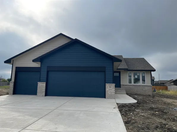 251 W Dusk Dr, Rose Hill, KS 67133