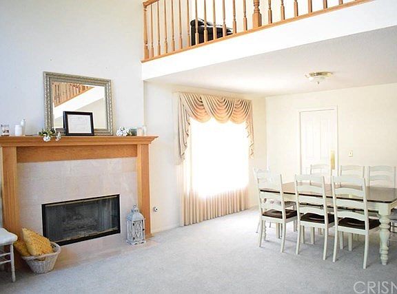 Formal dining (loft above)