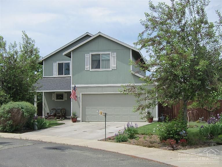 1st image of 16400 Cassidy Ct