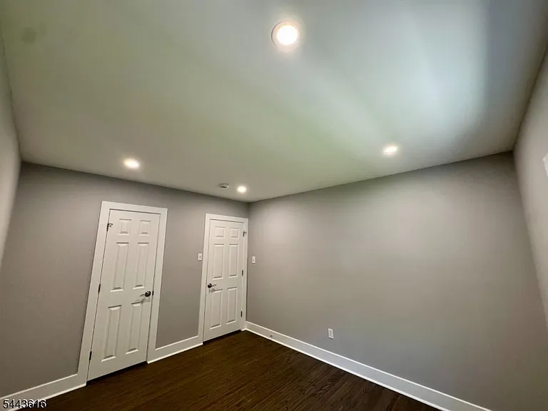 323 Parry Rd — Photo 16