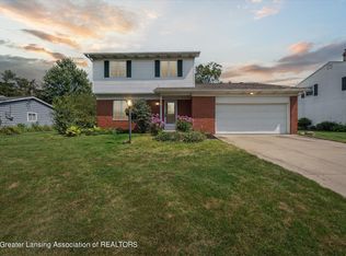 11180 Stoney Brook Dr, Grand Ledge, MI