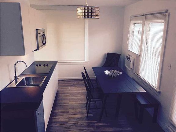 Two bedroom furnished with balcony in Flamingo area