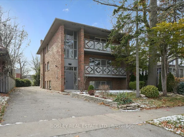 24 Oakwood Ave N, Mississauga, ON L5G 3L7