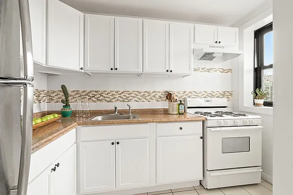 Sold by Compass | media 11