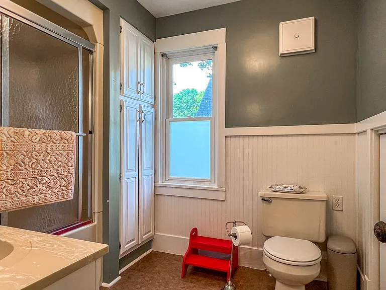 118 E Park St — Photo 11