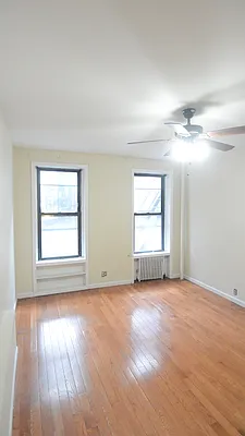 Rented by City Connections Realty | media 6