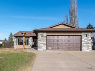 3807 58th Ave, Lloydminster, AB T9V2P3