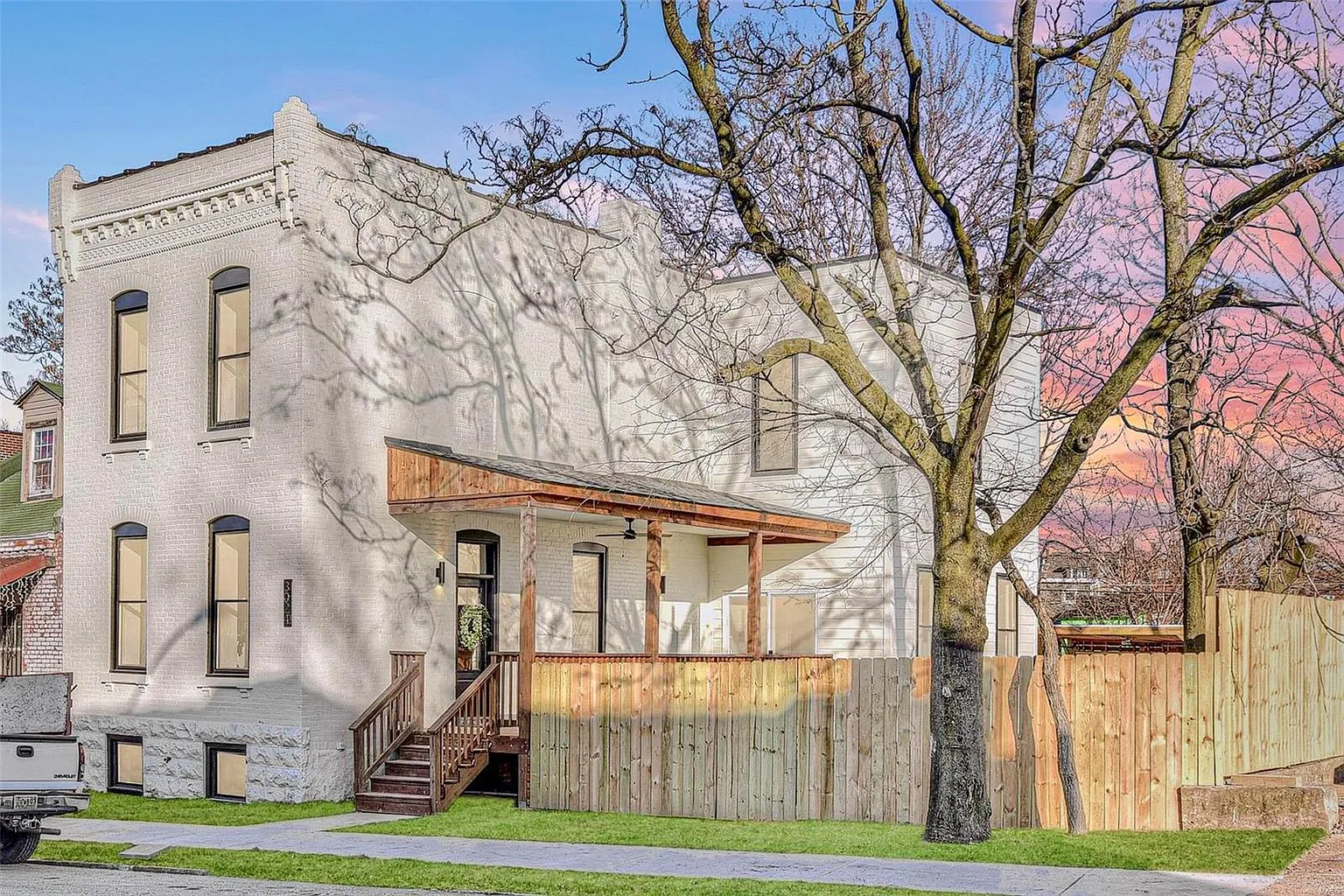 3024 Ohio Ave photo 1