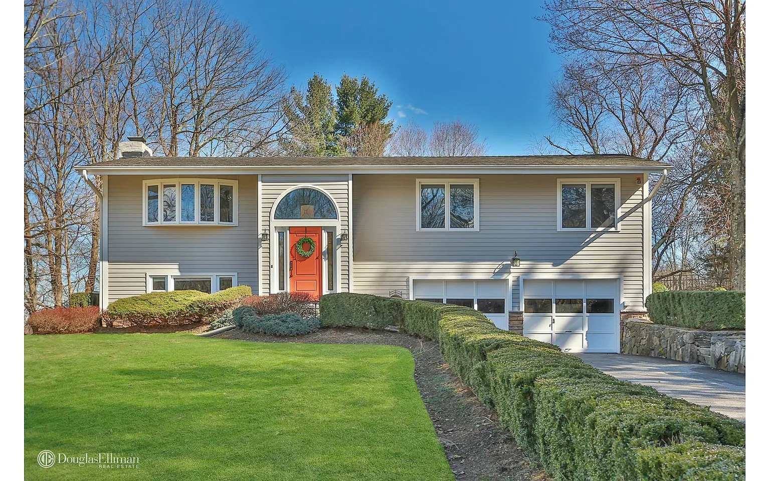 27 Elizabeth Pl photo 1