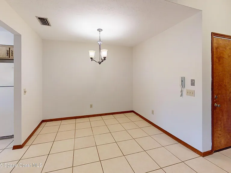 9017 Manchester Ln #21E — Photo 12