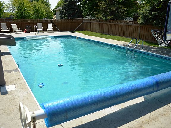 4th image of 1700 Arbor Ln