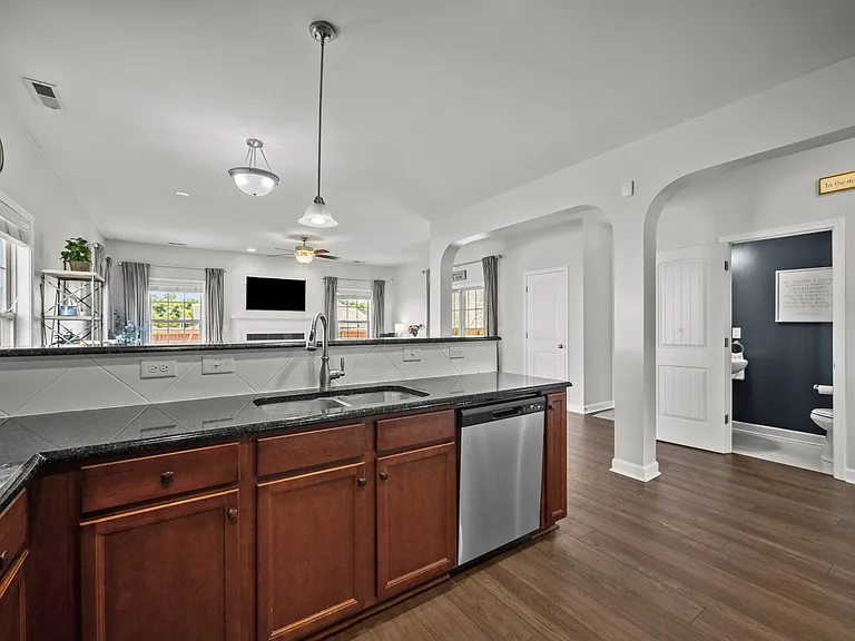 509 Romper Rd — Photo 43
