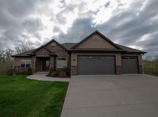 2104 August Briggs Dr, Columbia, MO 65201