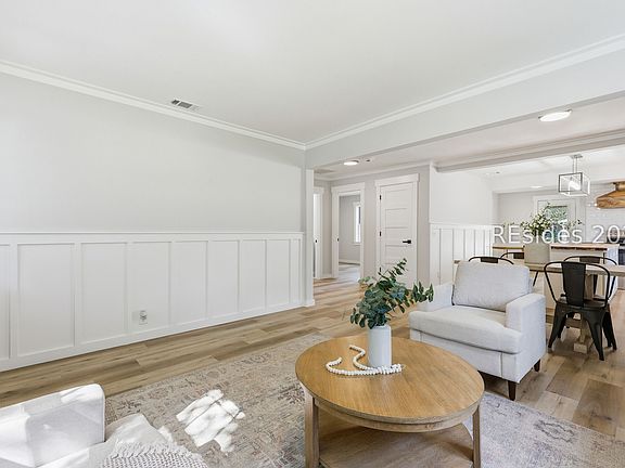 5th image of 178 5th Avenue
