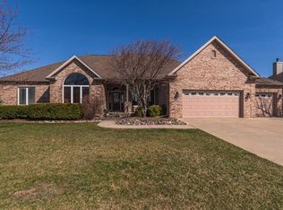 302 Northridge Estate Cc Ct, Normal, IL 61761